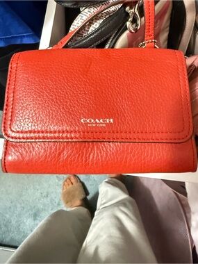 Couch purse